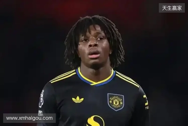 TA：曼联球员多古腿筋受伤，预计伤缺10周